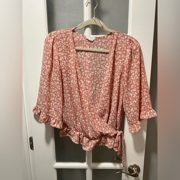Sienna Sky Floral Cross Over Tie Top - Picture 3 of 10
